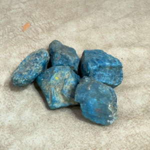 Apatite (RAW)
